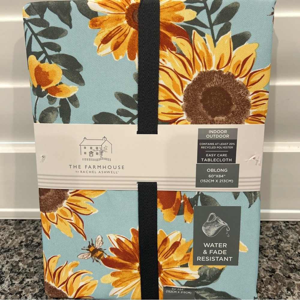 The Farmhouse Bumble Bee Sunflower Blue Tablecloth 60” X 84” Indoor / Outdoor